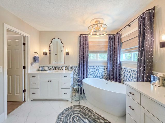 108 MAPLE TERRACE, Florahome, FL 32140