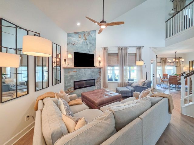 108 MAPLE TERRACE, Florahome, FL 32140