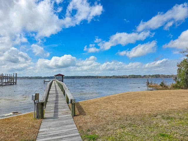 108 MAPLE TERRACE, Florahome, FL 32140