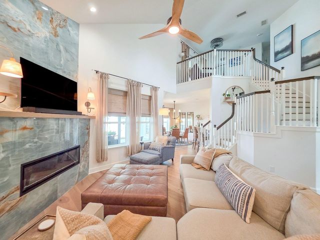 108 MAPLE TERRACE, Florahome, FL 32140