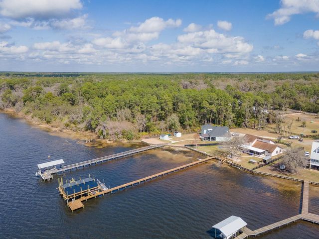 108 MAPLE TERRACE, Florahome, FL 32140