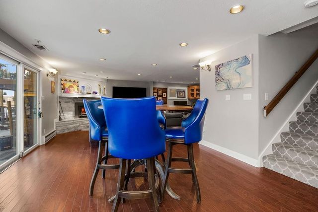 939 NW South Shore Drive, Lake Waukomis, MO 64151