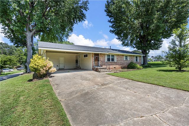 305 Meyer Drive, Van Buren, AR 72956