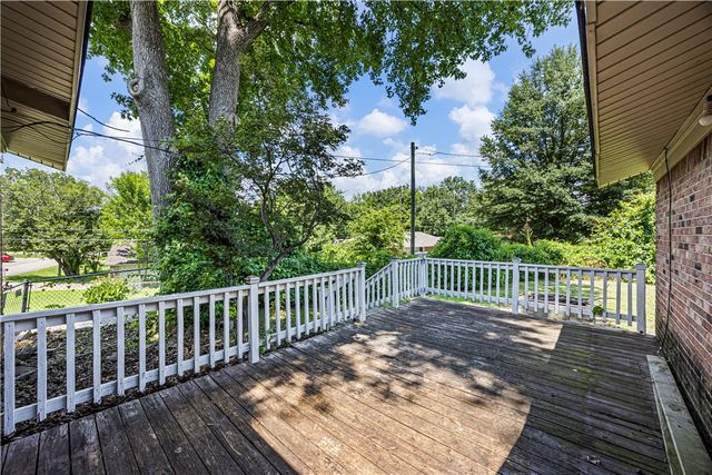 305 Meyer Drive, Van Buren, AR 72956
