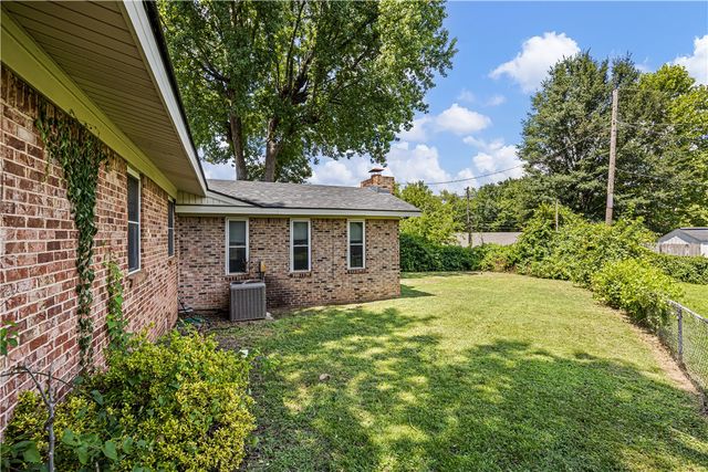 305 Meyer Drive, Van Buren, AR 72956