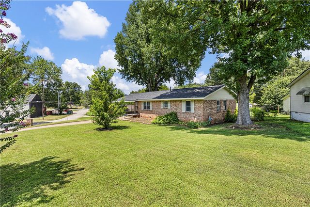 305 Meyer Drive, Van Buren, AR 72956