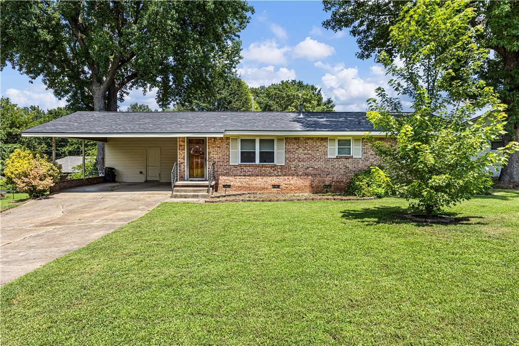 305 Meyer Drive, Van Buren, AR 72956