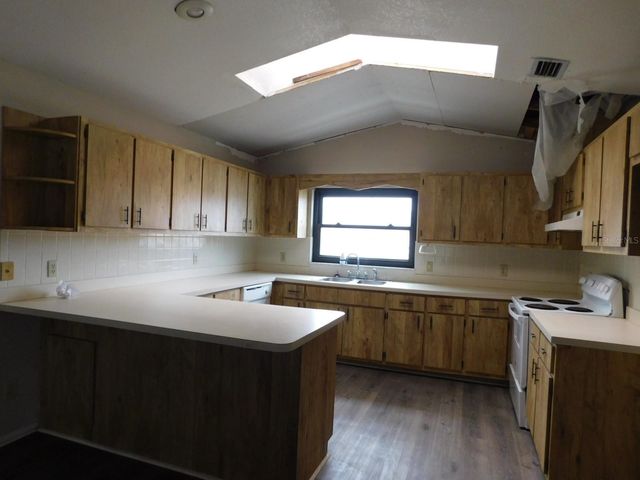 684 CORRIENTES CIRCLE, Punta Gorda, FL 33983