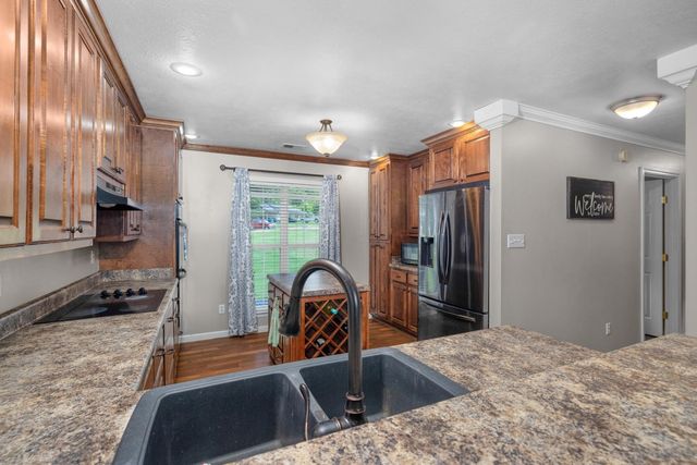 1353 BASKINS RD, Burlison, TN 38015