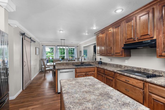 1353 BASKINS RD, Burlison, TN 38015