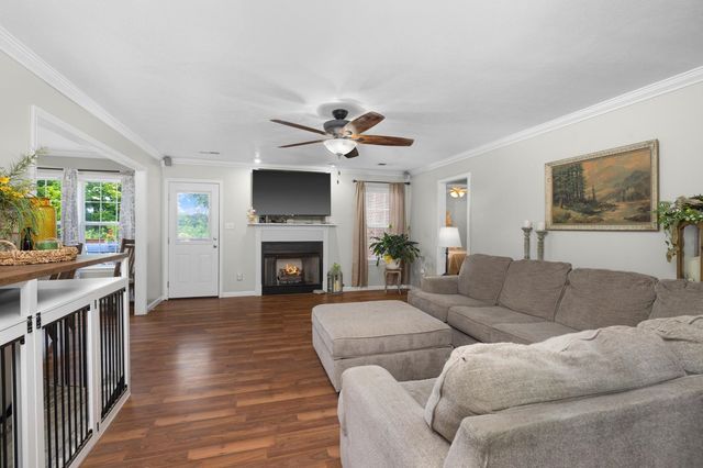 1353 BASKINS RD, Burlison, TN 38015