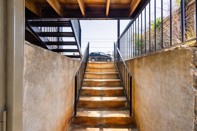 4207 S Indiana Avenue G, Chicago, IL 60653