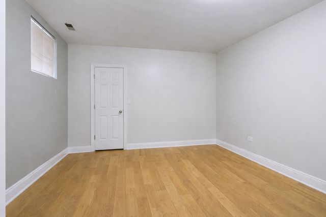 4207 S Indiana Avenue G, Chicago, IL 60653