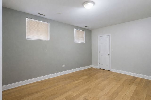 4207 S Indiana Avenue G, Chicago, IL 60653