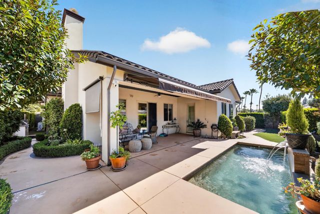 1809 E Buena Salud Way, Fresno, CA 93730