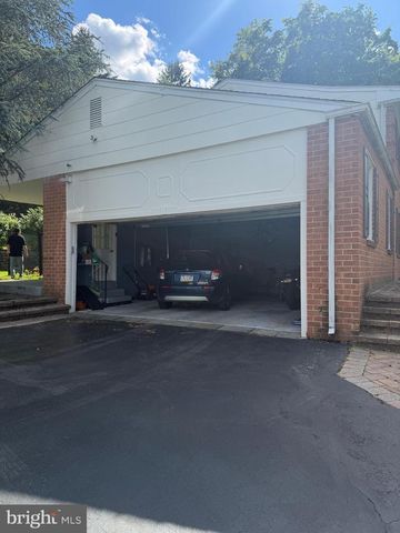 3 RED MAPLE DR, Lafayette Hill, PA 19444