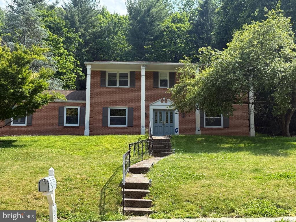 3 RED MAPLE DR, Lafayette Hill, PA 19444