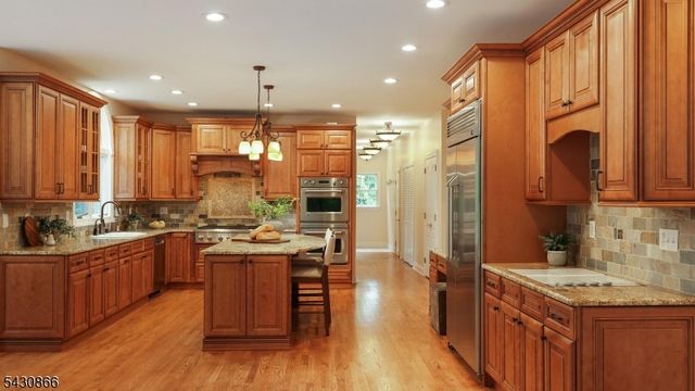 31 Primrose Ln, Bernards Twp., NJ 07920