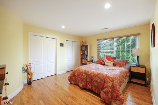 31 Primrose Ln, Bernards Twp., NJ 07920