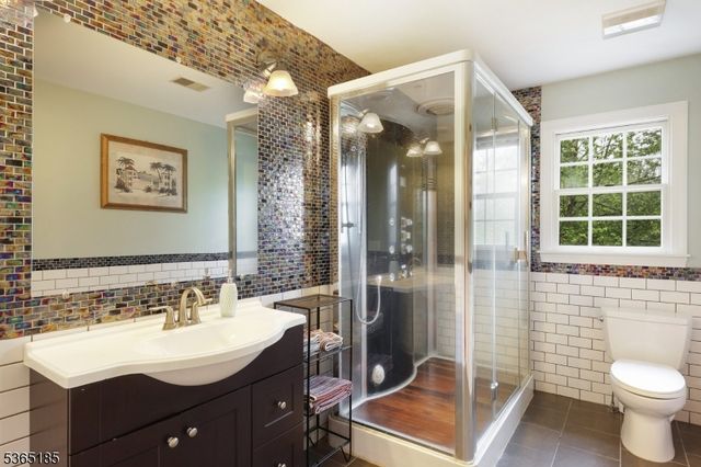 31 Primrose Ln, Bernards Twp., NJ 07920