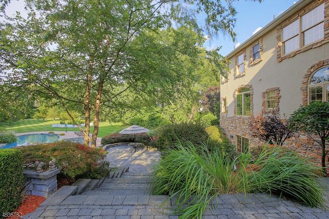 31 Primrose Ln, Bernards Twp., NJ 07920