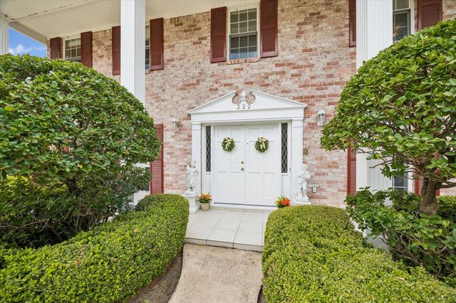 322 Enchanted River Drive, Spring, TX 77388
