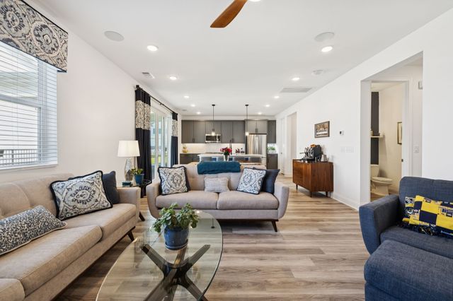 3005 Fernwood Ln, Columbia, TN 38401