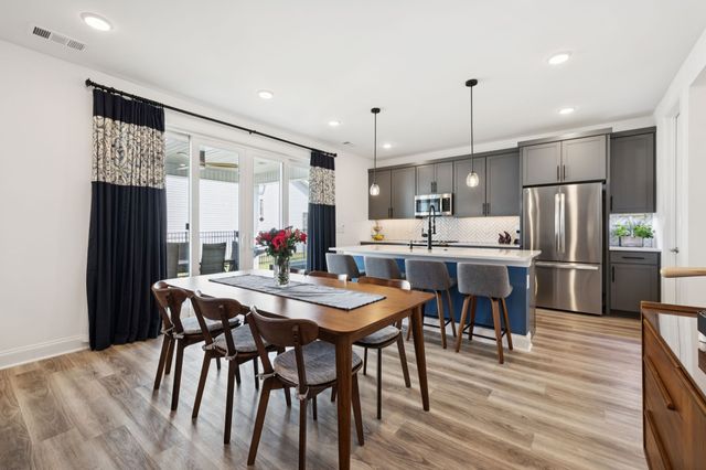 3005 Fernwood Ln, Columbia, TN 38401