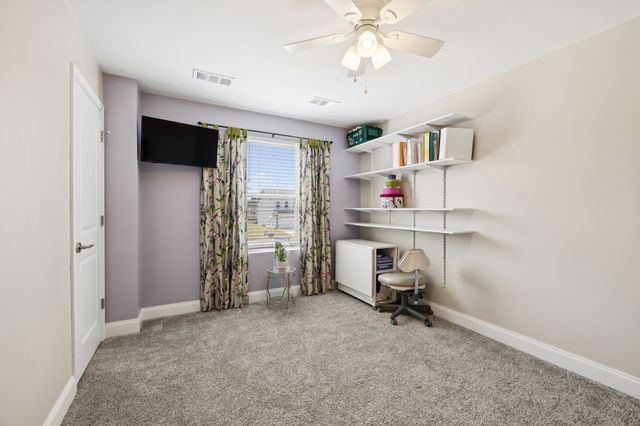 3005 Fernwood Ln, Columbia, TN 38401