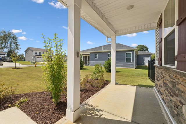 3005 Fernwood Ln, Columbia, TN 38401