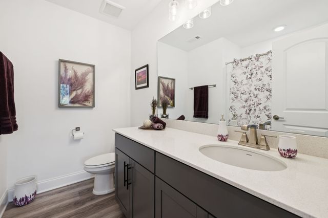 3005 Fernwood Ln, Columbia, TN 38401