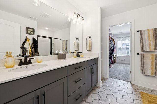 3005 Fernwood Ln, Columbia, TN 38401