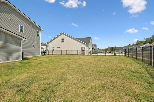 3005 Fernwood Ln, Columbia, TN 38401