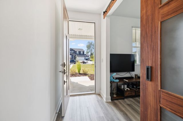 3005 Fernwood Ln, Columbia, TN 38401