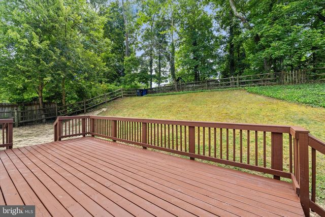 1216 BRADFIELD DR SW, Leesburg, VA 20175