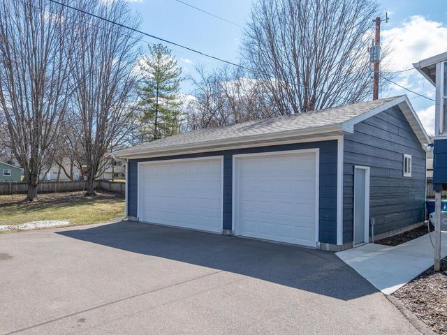 2108 Belmont Lane, Mound, MN 55364