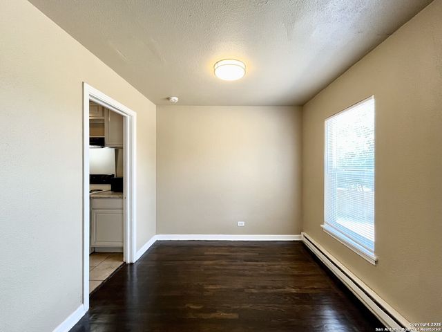 245 DEERWOOD DR, San Antonio, TX 78209