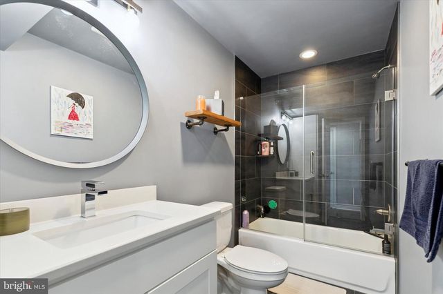 112 KINGSLEY ST, Philadelphia, PA 19127