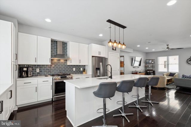 112 KINGSLEY ST, Philadelphia, PA 19127