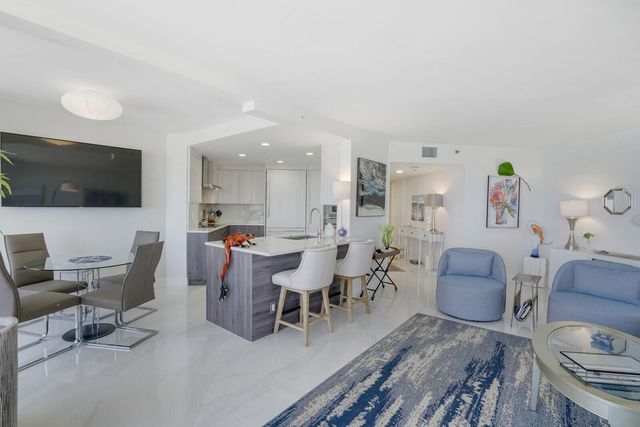 3560 S Ocean Boulevard Ph4, South Palm Beach, FL 33480