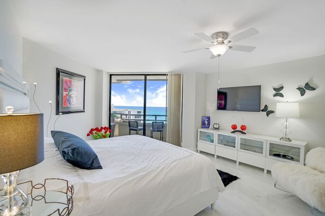 3560 S Ocean Boulevard Ph4, South Palm Beach, FL 33480