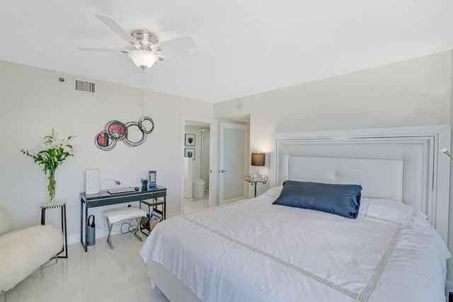 3560 S Ocean Boulevard Ph4, South Palm Beach, FL 33480