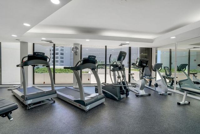 3560 S Ocean Boulevard Ph4, South Palm Beach, FL 33480