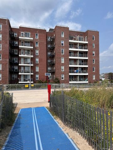 125 Beach 124th Street 1B, Rockaway Park, NY 11694