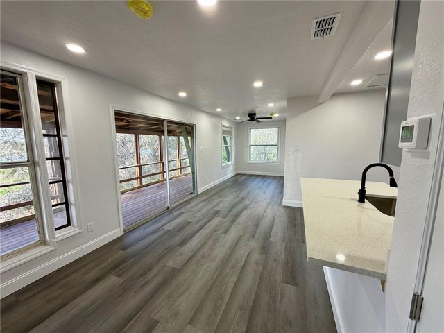 15945 VILLA CITY ROAD, Groveland, FL 34736