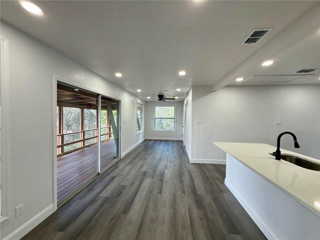 15945 VILLA CITY ROAD, Groveland, FL 34736