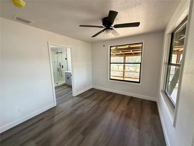 15945 VILLA CITY ROAD, Groveland, FL 34736