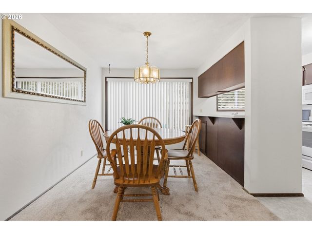 600 CHERRY Dr 8, Eugene, OR 97401