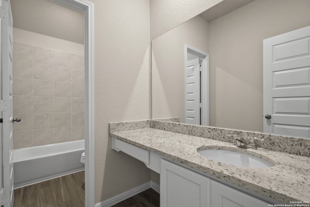 150 Hunters Camp, San Antonio, TX 78245