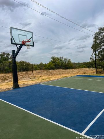 150 Hunters Camp, San Antonio, TX 78245